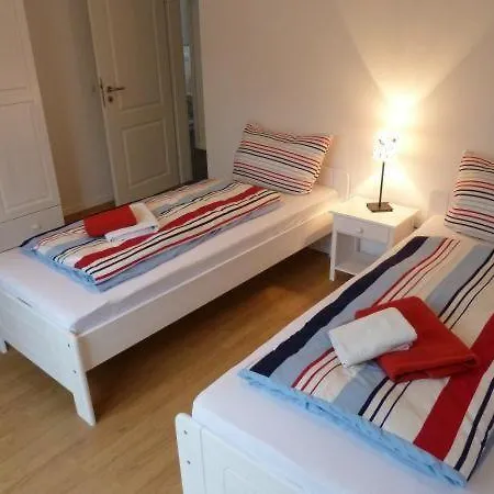 Fewo-14-1-n-ferienwohnung-in-graal-mueritz Apartamento *